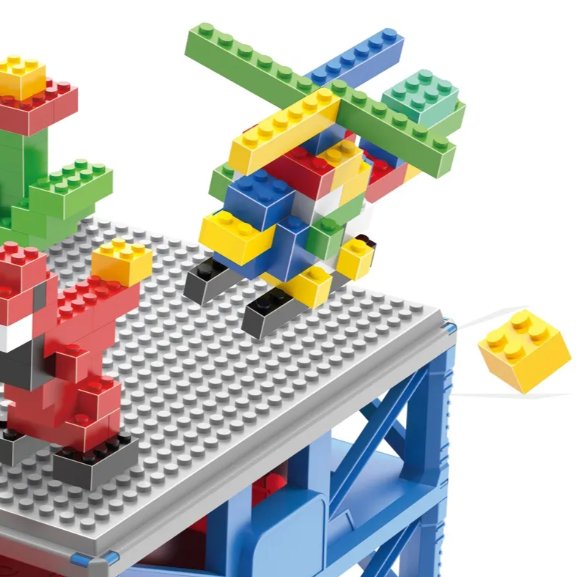 Lego Blocks With 2-Drawer Storage 600 Pieces