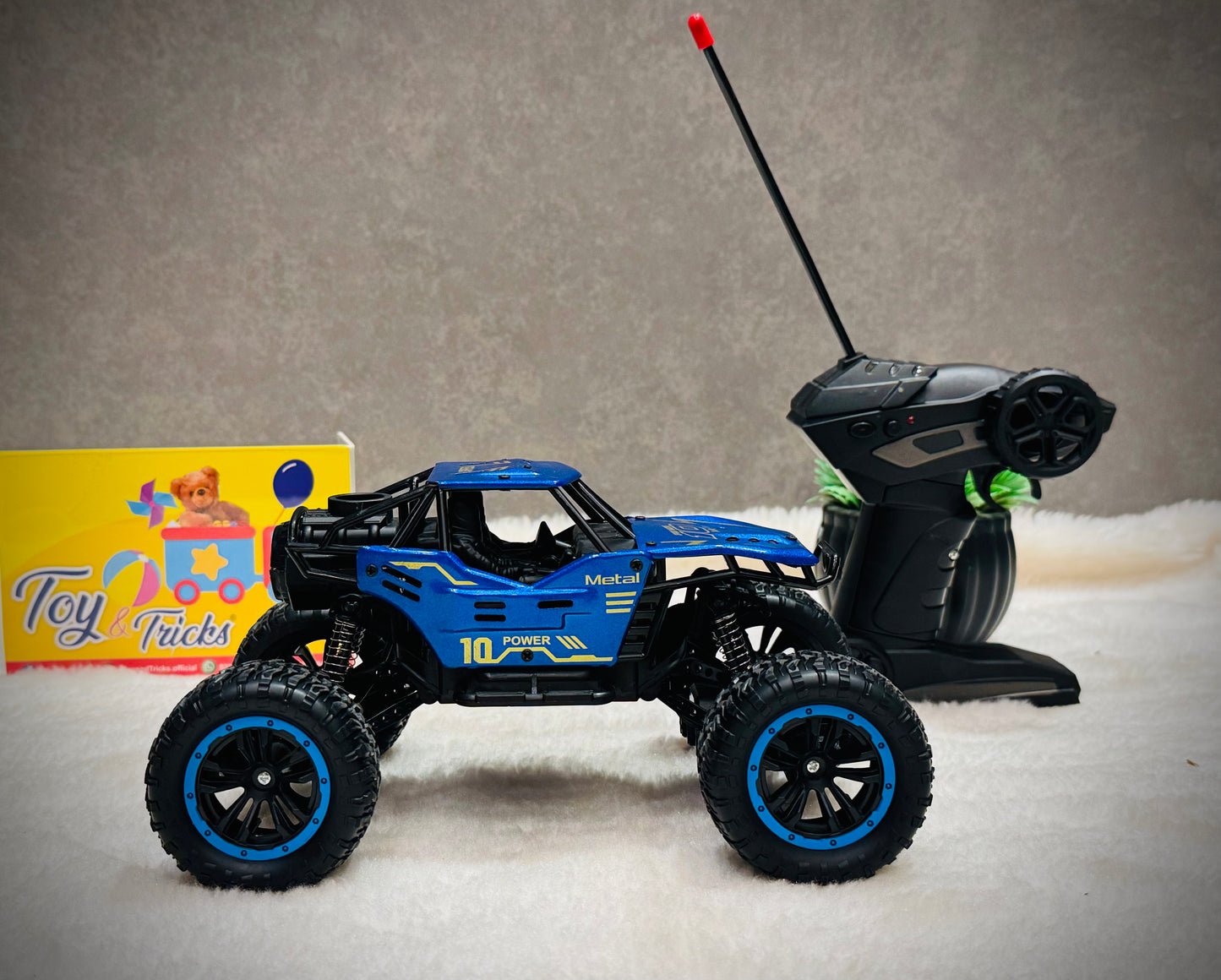 Metal Climbing Cross-Country RC Car (1:18 Scale)