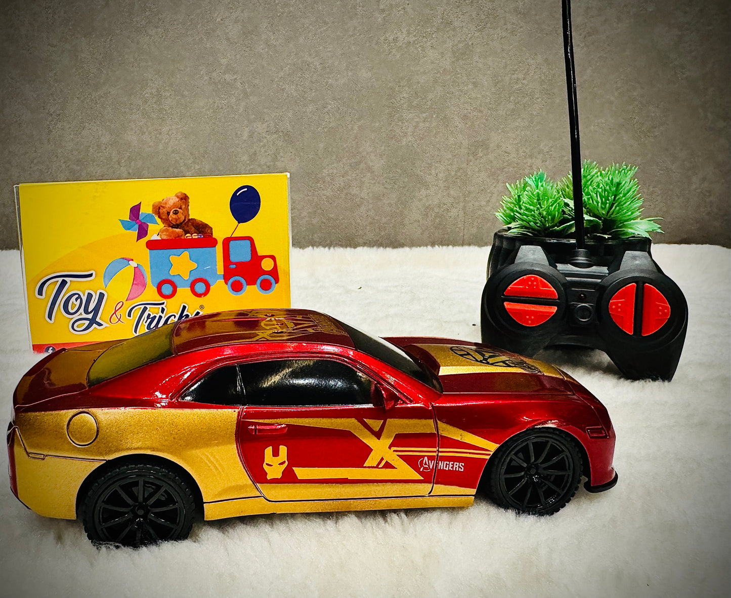 Marvel's Iron Man Remote Control Car (1:24 Scale)