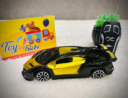 Remote Control Sports Car – 1:22 Scale Racer