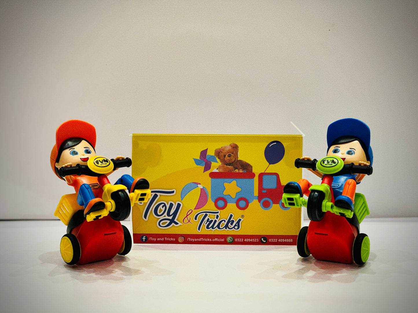 Mini Cartoon Tricycle Delivery Boy